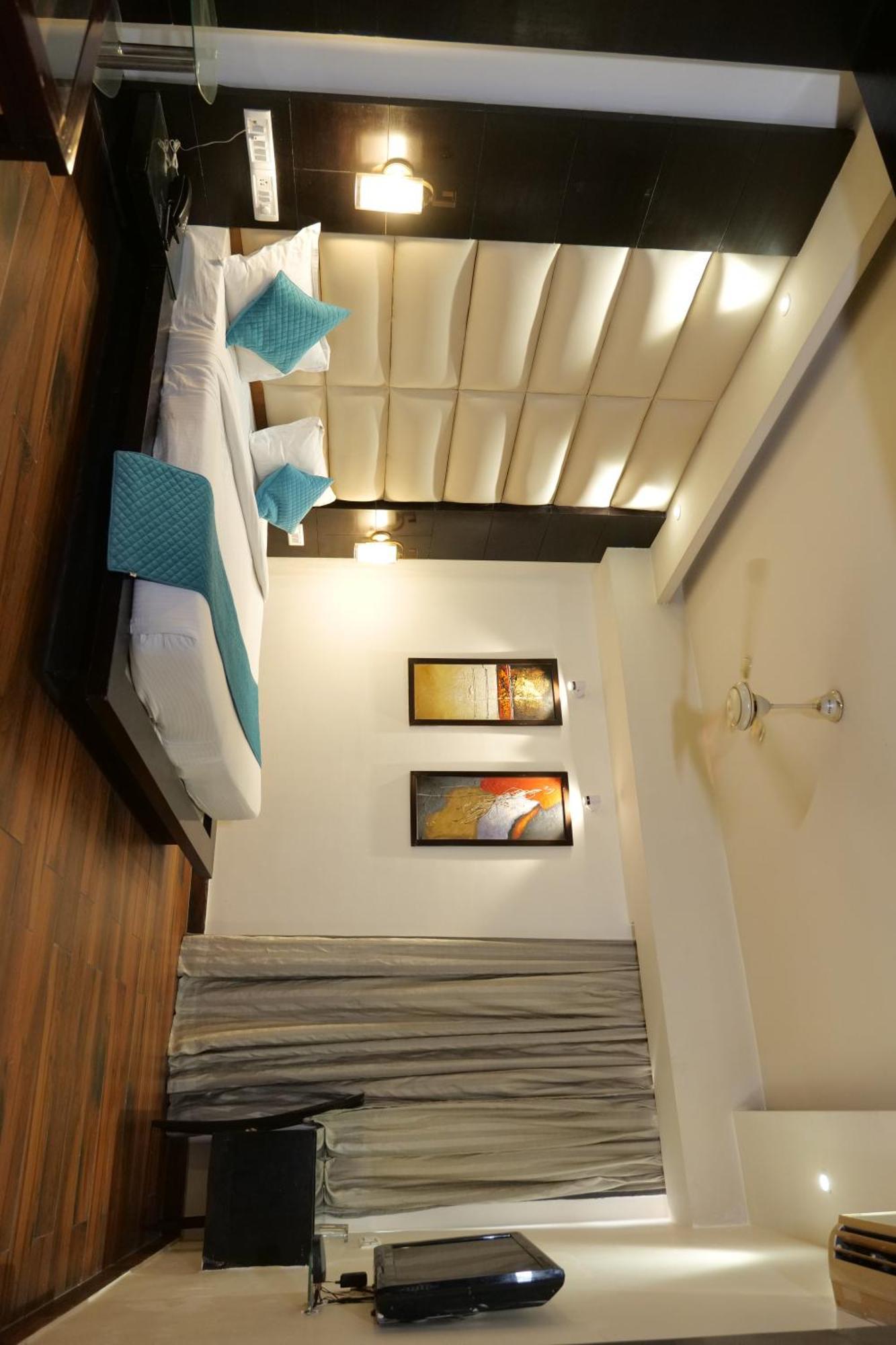 Hotel Anand Castle Kashipur Exterior foto